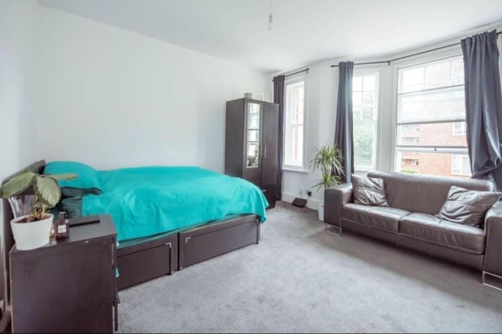 Great Flat Close To Edgware Road Лондон Екстериор снимка